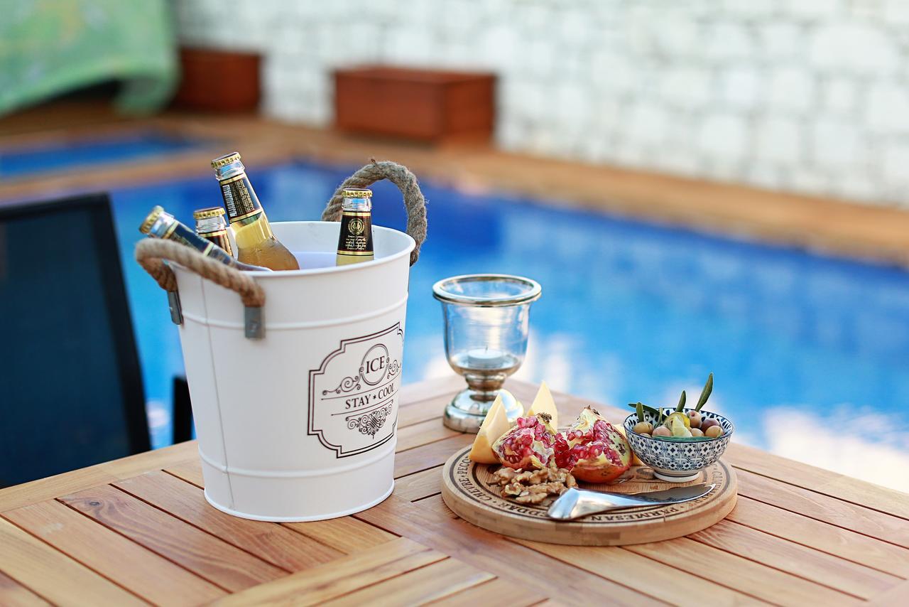 The Six Alacati Hotel Экстерьер фото
