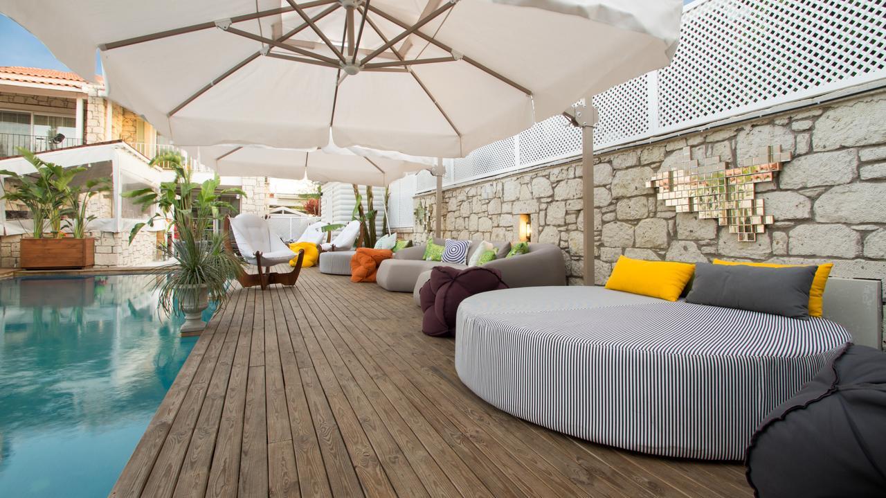 The Six Alacati Hotel Экстерьер фото
