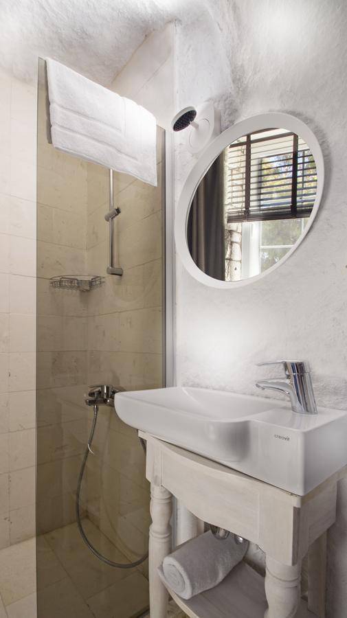 The Six Alacati Hotel Экстерьер фото