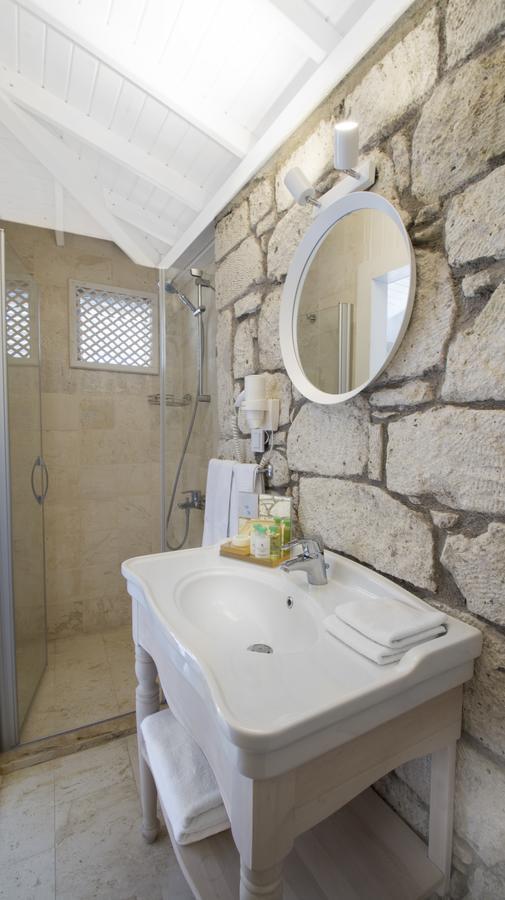 The Six Alacati Hotel Экстерьер фото