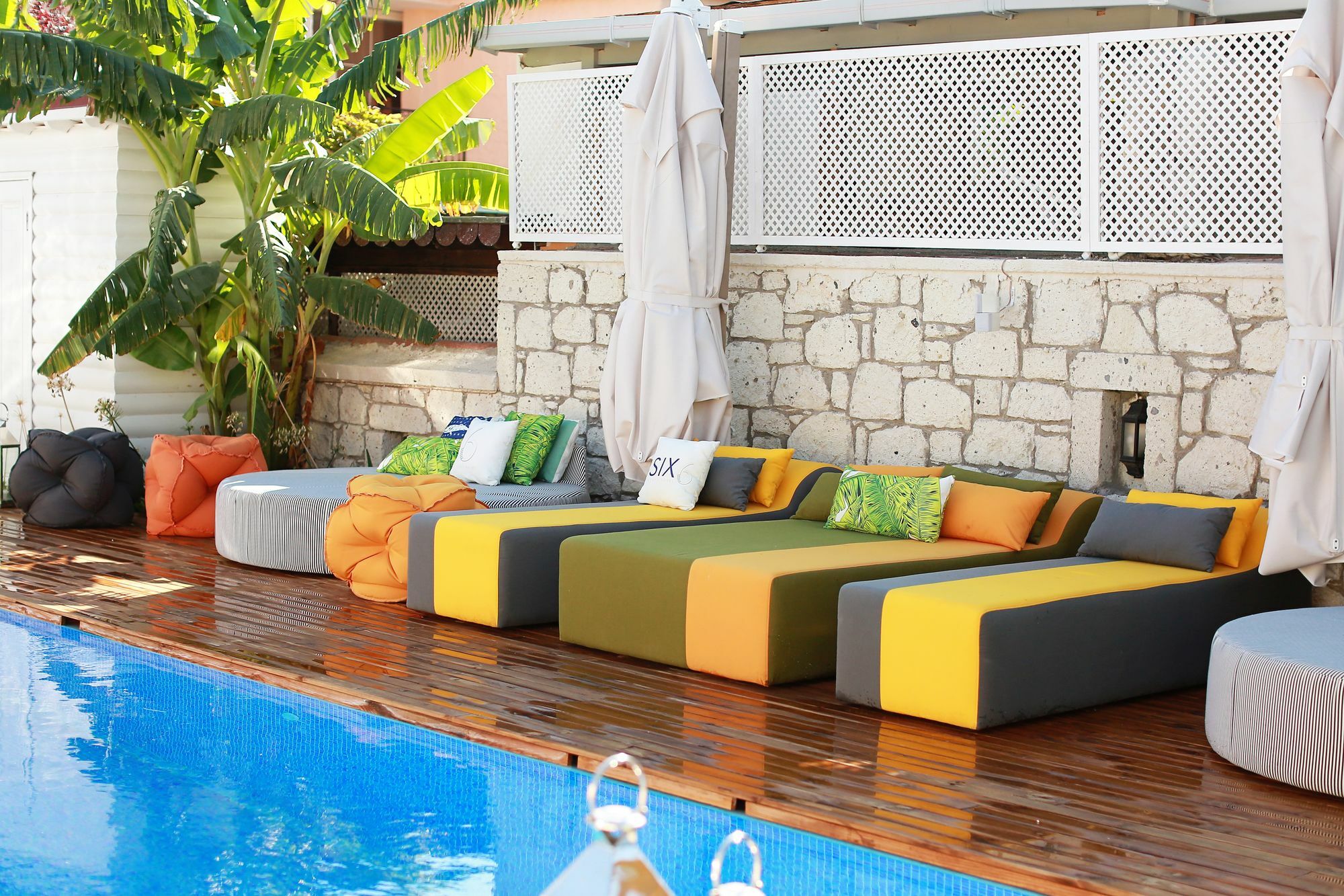 The Six Alacati Hotel Экстерьер фото